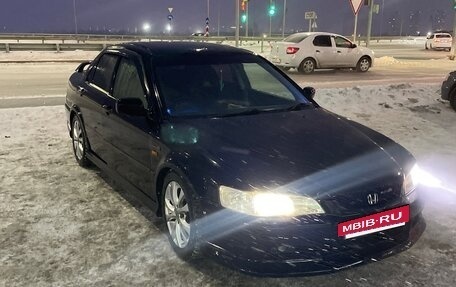 Honda Accord VII рестайлинг, 2001 год, 750 000 рублей, 2 фотография