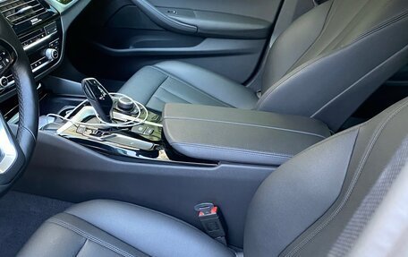 BMW 5 серия, 2019 год, 3 980 000 рублей, 4 фотография