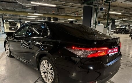 Toyota Camry, 2019 год, 3 099 000 рублей, 11 фотография