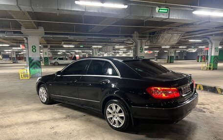 Mercedes-Benz E-Класс, 2010 год, 1 690 000 рублей, 5 фотография