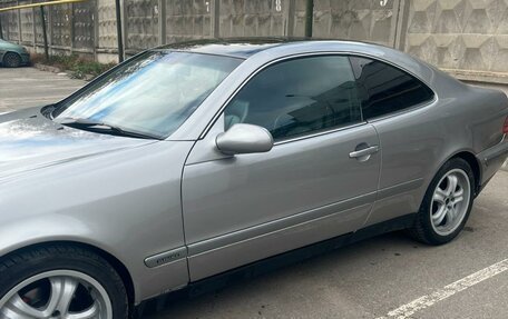 Mercedes-Benz CLK-Класс, 1999 год, 670 000 рублей, 2 фотография