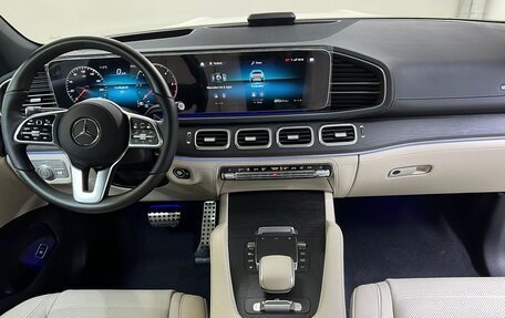Mercedes-Benz GLS, 2023 год, 17 700 000 рублей, 10 фотография