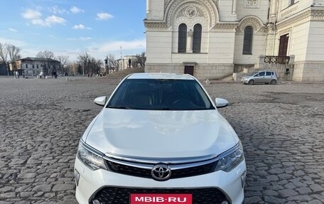 Toyota Camry, 2017 год, 2 580 000 рублей, 1 фотография