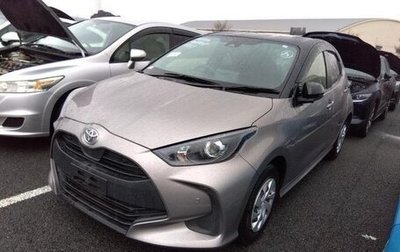 Toyota Yaris, 2021 год, 1 400 000 рублей, 1 фотография