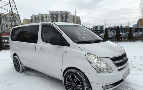 Hyundai Grand Starex Grand Starex I рестайлинг 2, 2015 год, 2 199 000 рублей, 4 фотография