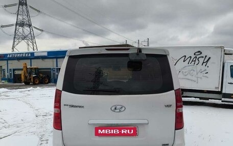 Hyundai Grand Starex Grand Starex I рестайлинг 2, 2015 год, 2 199 000 рублей, 5 фотография