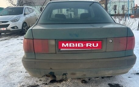 Audi 80, 1992 год, 395 000 рублей, 2 фотография