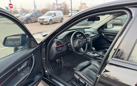 BMW 3 серия, 2013 год, 1 900 000 рублей, 10 фотография