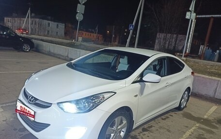 Hyundai Elantra V, 2013 год, 1 160 000 рублей, 2 фотография