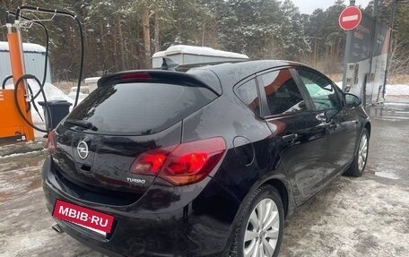 Opel Astra J, 2011 год, 700 000 рублей, 11 фотография