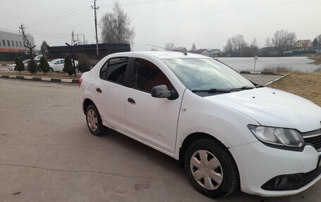 Renault Logan II, 2017 год, 400 000 рублей, 3 фотография