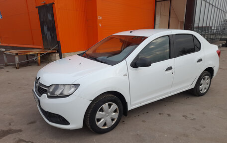 Renault Logan II, 2017 год, 400 000 рублей, 2 фотография