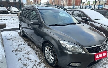 KIA cee'd I рестайлинг, 2010 год, 650 000 рублей, 3 фотография