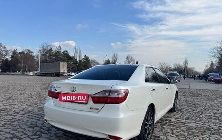 Toyota Camry, 2017 год, 2 580 000 рублей, 10 фотография