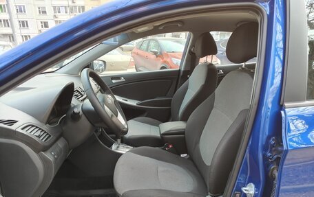 Hyundai Solaris II рестайлинг, 2012 год, 730 000 рублей, 10 фотография