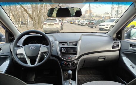 Hyundai Solaris II рестайлинг, 2012 год, 730 000 рублей, 9 фотография