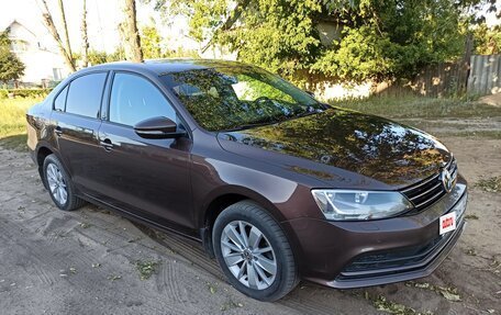 Volkswagen Jetta VI, 2016 год, 1 550 000 рублей, 3 фотография