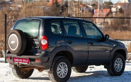 Chevrolet Niva I рестайлинг, 2016 год, 715 000 рублей, 11 фотография