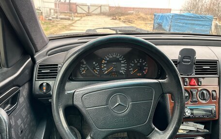 Mercedes-Benz C-Класс, 1995 год, 255 000 рублей, 7 фотография