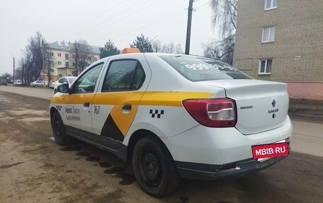 Renault Logan II, 2016 год, 450 000 рублей, 11 фотография