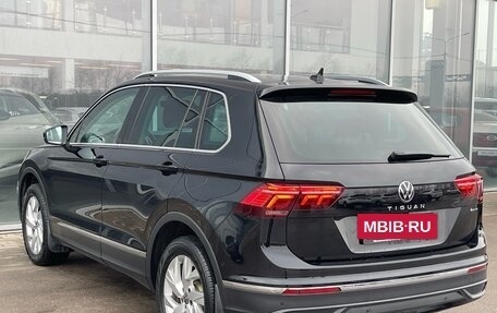 Volkswagen Tiguan II, 2021 год, 3 750 000 рублей, 6 фотография