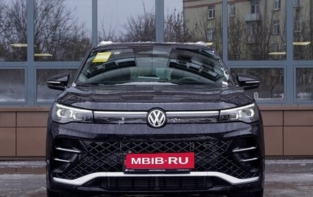 Volkswagen Tiguan, 2024 год, 4 950 000 рублей, 3 фотография