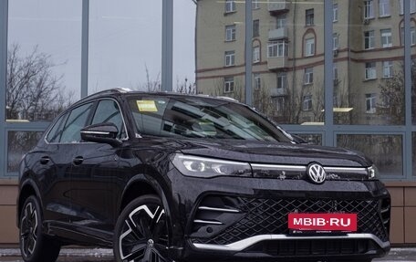 Volkswagen Tiguan, 2024 год, 4 950 000 рублей, 8 фотография