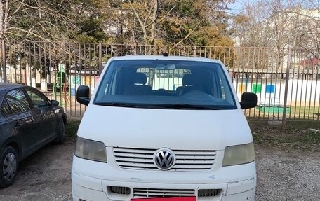 Volkswagen Transporter T5 рестайлинг, 2004 год, 900 000 рублей, 4 фотография