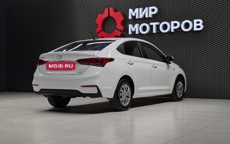 Hyundai Solaris II рестайлинг, 2017 год, 1 230 000 рублей, 5 фотография