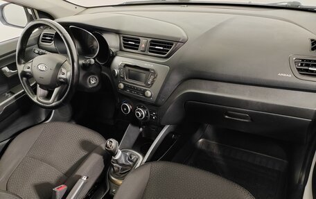 KIA Rio III рестайлинг, 2014 год, 899 000 рублей, 13 фотография