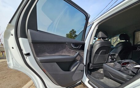 Audi Q7, 2018 год, 6 100 000 рублей, 13 фотография