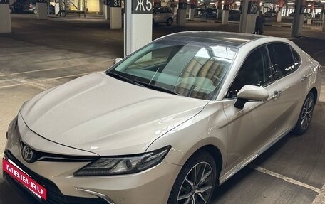 Toyota Camry, 2023 год, 3 800 000 рублей, 3 фотография