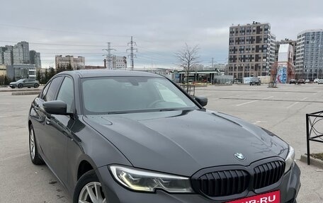 BMW 3 серия, 2019 год, 3 700 000 рублей, 2 фотография