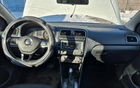 Volkswagen Polo VI (EU Market), 2017 год, 1 032 000 рублей, 12 фотография