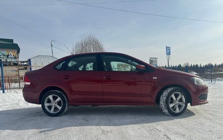 Volkswagen Polo VI (EU Market), 2011 год, 800 000 рублей, 4 фотография