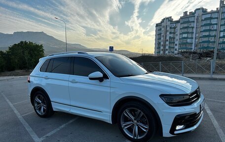 Volkswagen Tiguan II, 2018 год, 3 150 000 рублей, 3 фотография