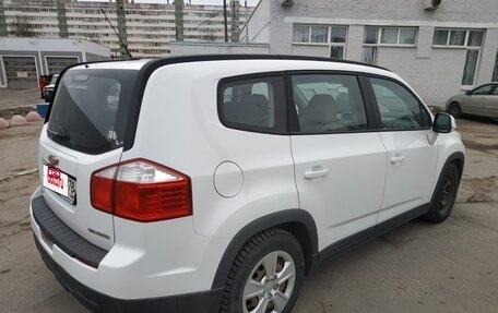 Chevrolet Orlando I, 2014 год, 965 000 рублей, 2 фотография