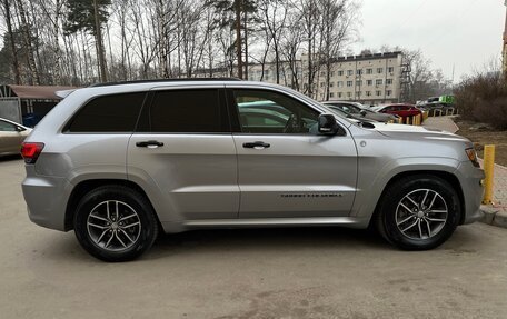 Jeep Grand Cherokee, 2018 год, 4 100 000 рублей, 5 фотография