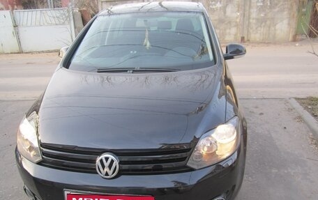 Volkswagen Golf Plus II, 2011 год, 850 000 рублей, 2 фотография