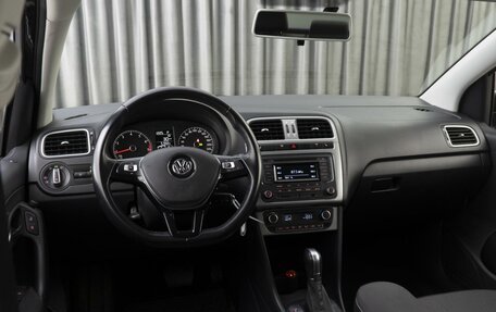 Volkswagen Polo VI (EU Market), 2016 год, 1 600 000 рублей, 6 фотография