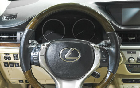 Lexus ES VII, 2013 год, 2 699 000 рублей, 11 фотография