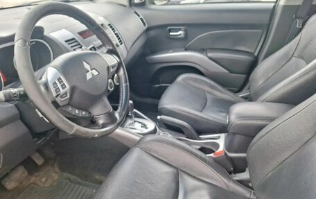Mitsubishi Outlander III рестайлинг 3, 2008 год, 849 000 рублей, 9 фотография