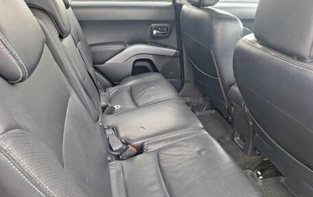 Mitsubishi Outlander III рестайлинг 3, 2008 год, 849 000 рублей, 15 фотография