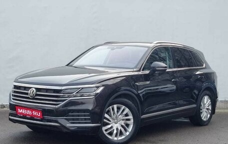 Volkswagen Touareg III, 2019 год, 4 850 000 рублей, 1 фотография