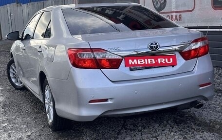 Toyota Camry, 2012 год, 1 595 000 рублей, 6 фотография