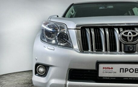 Toyota Land Cruiser Prado 150 рестайлинг 2, 2011 год, 2 557 000 рублей, 24 фотография