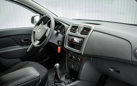 Renault Logan II, 2015 год, 695 000 рублей, 14 фотография