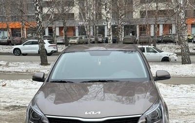 KIA Rio IV, 2021 год, 1 990 000 рублей, 1 фотография