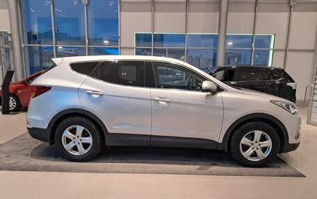 Hyundai Santa Fe III рестайлинг, 2016 год, 1 985 000 рублей, 8 фотография