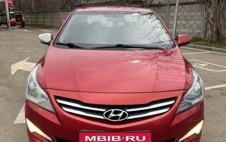 Hyundai Solaris II рестайлинг, 2015 год, 940 000 рублей, 7 фотография